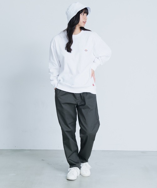 Dickies(ディッキーズ)の「【DICKIES/ディッキーズ】ミニワッペン ワンポイントロゴロンTスウェットトレーナー(スウェット・メンズ・ピンク/ベージュ/ブラック/ホワイト/ブルー・X-LARGE/LARGE/MEDIUM)」の6枚目の写真