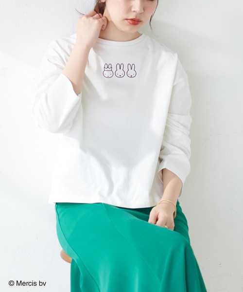 natural couture(ナチュラルクチュール)の「【ミッフィーコラボ・WEB限定カラー有り】アソート柄ショート丈T(Tシャツ/カットソー・レディース・ブラック/ベージュ/オフホワイト/その他1・FREE)」の5枚目の写真