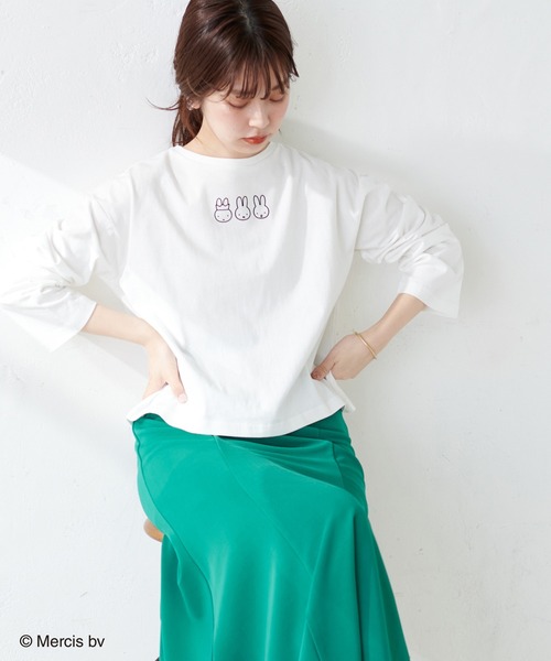 natural couture(ナチュラルクチュール)の「【ミッフィーコラボ・WEB限定カラー有り】アソート柄ショート丈T(Tシャツ/カットソー・レディース・ブラック/ベージュ/オフホワイト/その他1・FREE)」の6枚目の写真
