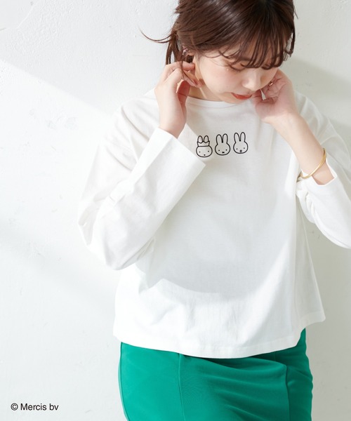 natural couture(ナチュラルクチュール)の「【ミッフィーコラボ・WEB限定カラー有り】アソート柄ショート丈T(Tシャツ/カットソー・レディース・ブラック/ベージュ/オフホワイト/その他1・FREE)」の7枚目の写真