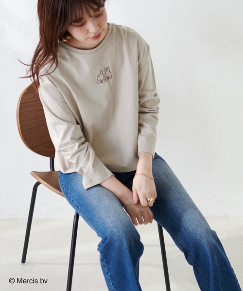 natural couture(ナチュラルクチュール)の「【ミッフィーコラボ・WEB限定カラー有り】アソート柄ショート丈T(Tシャツ/カットソー・レディース・ブラック/ベージュ/オフホワイト/その他1・FREE)」の15枚目の写真