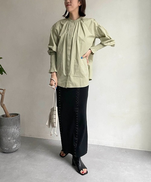 CAPRICIEUX LE'MAGE（カプリシューレマージュ）の「袖シャーリングパフシャツ（シャツ/ブラウス・レディース・グリーン/ホワイト/ライトグレー・FREE）」の20枚目の写真