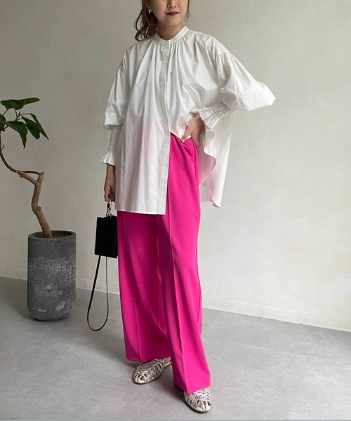 CAPRICIEUX LE'MAGE（カプリシューレマージュ）の「袖シャーリングパフシャツ（シャツ/ブラウス・レディース・グリーン/ホワイト/ライトグレー・FREE）」の19枚目の写真