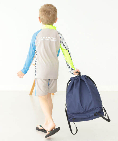 こども ビームス(コドモビームス)の「THE PARK SHOP / Swim Park Knapsack 22(バックパック/リュック・キッズ・ネイビー/カーキ/ブラック・ONE SIZE)」の8枚目の写真