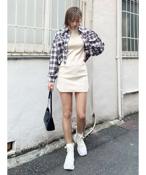 EMODA(エモダ)の「ハイトップタンクスニーカー(スニーカー・レディース・ホワイト/ブラック・SMALL/MEDIUM/LARGE)」の10枚目の写真