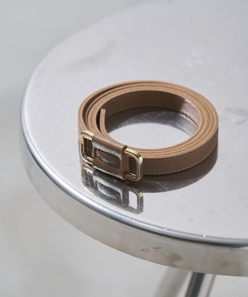 Aunt Marie's（アントマリーズ）の「フェイクレザースリムベルト（ベルト・レディース・ブラウン/ベージュ/ブラック・FREE）」の3枚目の写真