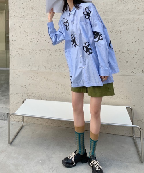 MANGROVE（マングローブ）の「プリントルーズシャツ（シャツ/ブラウス・レディース・ブルー・FREE）」の8枚目の写真