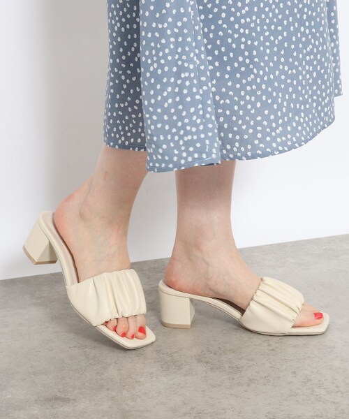 DRESKIP(ドレスキップ)の「◆ギャザ-ミュ-ル(サンダル・レディース・アイボリー/ブラック/ライトパープル・35/45)」の6枚目の写真