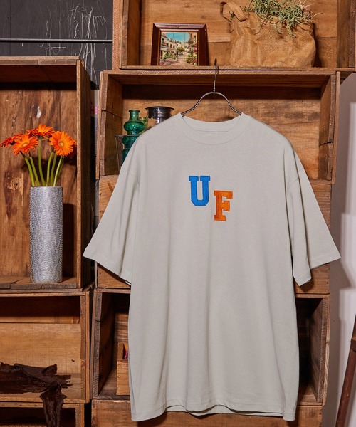 UN-FILLED(アンフィルド)の「mt7840- Big logo stitched Tee Tシャツ(Tシャツ/カットソー・メンズ・ホワイト/ブラック/ライトグレー・M/XL/L)」の3枚目の写真