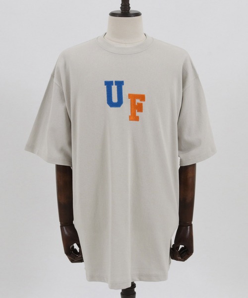UN-FILLED(アンフィルド)の「mt7840- Big logo stitched Tee Tシャツ(Tシャツ/カットソー・メンズ・ホワイト/ブラック/ライトグレー・M/XL/L)」の11枚目の写真