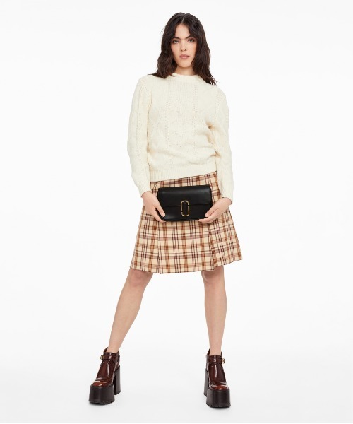 MARC JACOBS（マークジェイコブス）の「THE J MARC SHOULDER BAG / ザ J マーク ショルダー バッグ（ショルダーバッグ・レディース・グリーン/オレンジ/パープル/イエロー/ブラック/ピンク/ライトブルー・ONE SIZE）」の13枚目の写真