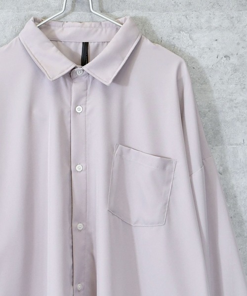 Ritzy（リッツィー）の「ポリストレッチ ドロップショルダーLSシャツ レディース メンズ（シャツ/ブラウス・メンズ・ホワイト/サックスブルー/イエロー/グリーン/チャコール/ブラック/ネイビー/パープル/グレイッシュベージュ・MEDIUM/LARGE/X-LARGE）」の4枚目の写真