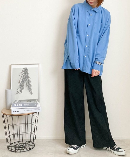 Ritzy（リッツィー）の「ポリストレッチ ドロップショルダーLSシャツ レディース メンズ（シャツ/ブラウス・メンズ・ホワイト/サックスブルー/イエロー/グリーン/チャコール/ブラック/ネイビー/パープル/グレイッシュベージュ・MEDIUM/LARGE/X-LARGE）」の10枚目の写真