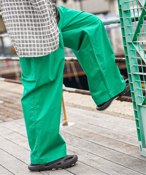 417 EDIFICE（フォーワンセブンエディフィス）の「フレンチワーク イージーパンツ《カラーパンツ》（カーゴパンツ・メンズ・ホワイト/ブラック/ベージュ/イエロー/グリーン/ブルー系その他・MEDIUM/LARGE）」の4枚目の写真