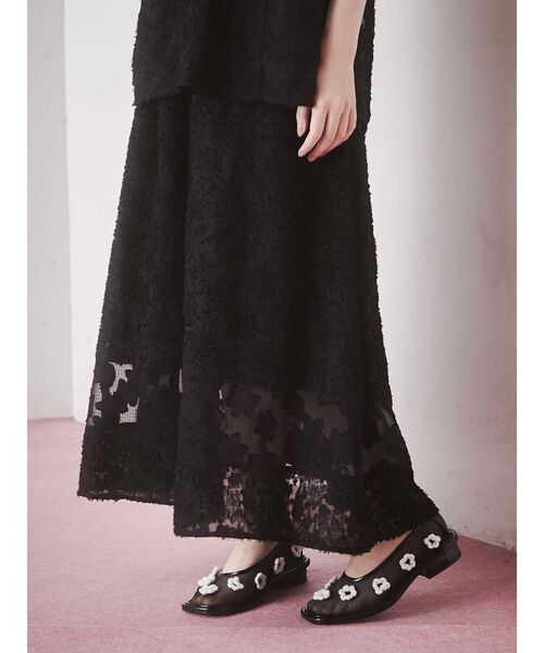 merry jenny（メリージェニー）の「fluffyキリカエシアーロングスカート（スカート・レディース・アイボリー/ブラック・FREE）」の7枚目の写真