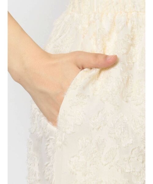 merry jenny（メリージェニー）の「fluffyキリカエシアーロングスカート（スカート・レディース・アイボリー/ブラック・FREE）」の19枚目の写真