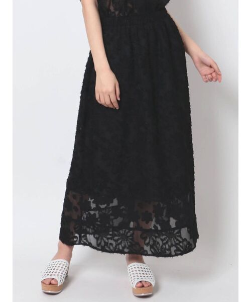 merry jenny（メリージェニー）の「fluffyキリカエシアーロングスカート（スカート・レディース・アイボリー/ブラック・FREE）」の14枚目の写真