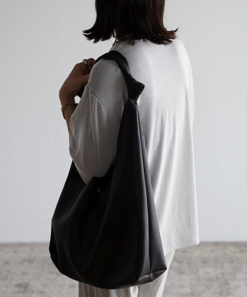 ap retro（アプレトロ）の「【_____m.weコラボ】プリーツブラウスカーディガン（シャツ/ブラウス・レディース・ブラック/アイボリー/ホワイト×ブラック・FREE）」の19枚目の写真