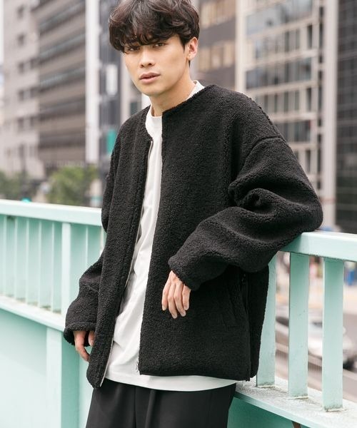 LOWRYS FARM（ローリーズファーム）の「ノーカラーボアブルゾン　282347（ブルゾン・メンズ・ブラック/ブラウン/アイボリー・MEDIUM/LARGE）」の5枚目の写真