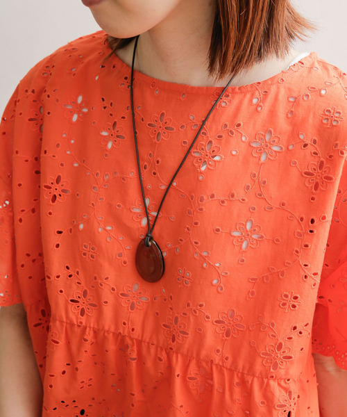 URBAN RESEARCH DOORS(アーバンリサーチドアーズ)の「ガラスオーバルネックレス(ネックレス・レディース・クリア/ブラウン・ONE)」の3枚目の写真