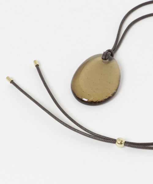 URBAN RESEARCH DOORS(アーバンリサーチドアーズ)の「ガラスオーバルネックレス(ネックレス・レディース・クリア/ブラウン・ONE)」の10枚目の写真