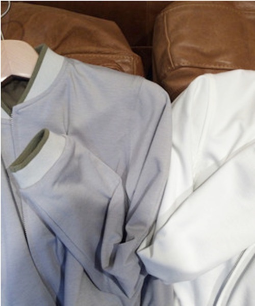 COLLAGE GALLARDAGALANTE（コラージュガリャルダガランテ）の「リバーシブルジャケット（ブルゾン・レディース・カーキ/グレー・FREE）」の9枚目の写真