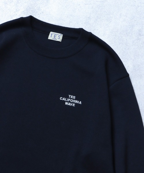 The Endless Summer(エンドレスサマー)の「TES LOCAL CREW MILANO RIB KNIT / クルーネックニット(ニット/セーター・メンズ・エメラルド/ブラック/オレンジ/ホワイト/グレー・LARGE/X-LARGE/MEDIUM/SMALL)」の3枚目の写真