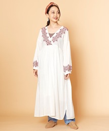 【チャイハネ】ジプラス刺繍ワンピース