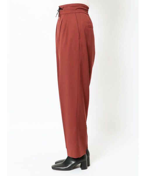 LAGUNAMOON(ラグナムーン)の「ドロストタックテーパードパンツ(その他パンツ・レディース・ダークオレンジ/ベージュ・SMALL/MEDIUM)」の4枚目の写真