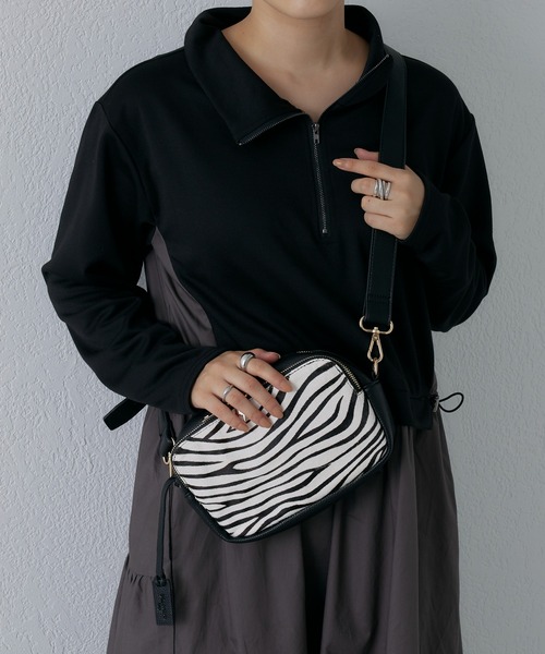 Pal collection(パルコレクション)の「ハラコ風ショルダーバック(ショルダーバッグ・レディース・ホワイト/ホワイト系その他/ブラック系その他・FREE)」の21枚目の写真