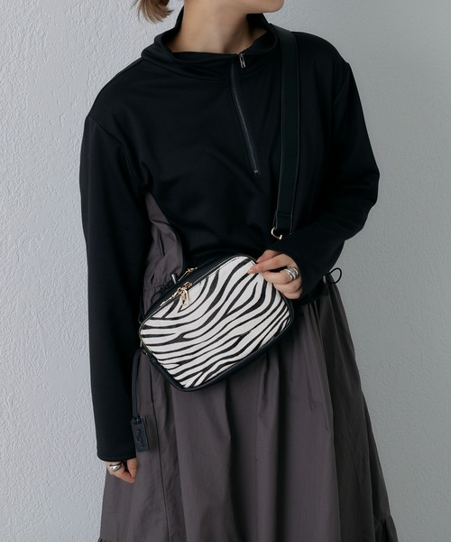 Pal collection(パルコレクション)の「ハラコ風ショルダーバック(ショルダーバッグ・レディース・ホワイト/ホワイト系その他/ブラック系その他・FREE)」の19枚目の写真