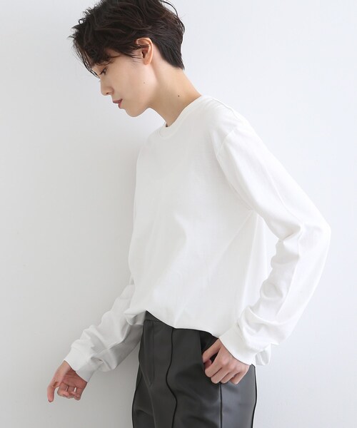 INDIVI（インディヴィ）の「【WORLD for the World】バックロゴ ロングTシャツ（Tシャツ/カットソー・レディース・ブラック/ホワイト・05/13/38）」の12枚目の写真