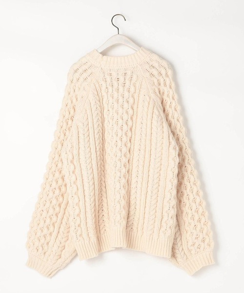 179/WG(イチナナキュウダブルジー)の「ふわもこBIGケーブルニットプルオーバー(ニット/セーター・レディース・オフホワイト/ブラック/グリーン/ブルー・FREE)」の18枚目の写真
