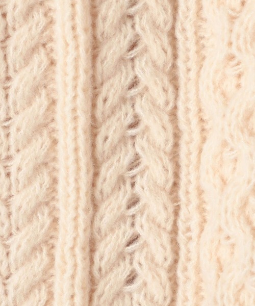 179/WG(イチナナキュウダブルジー)の「ふわもこBIGケーブルニットプルオーバー(ニット/セーター・レディース・オフホワイト/ブラック/グリーン/ブルー・FREE)」の5枚目の写真