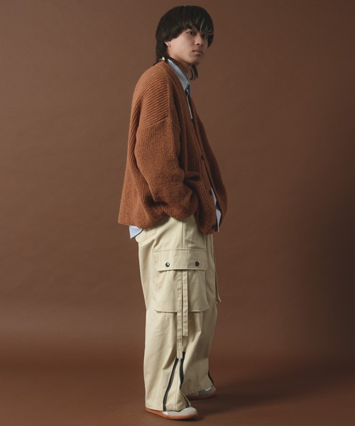 INTER FACTORY(インターファクトリー)の「古謝那伊留 - カラーカーディガン made in INTER FACTORY(カーディガン/ボレロ・メンズ・パープル/ブラウン/グリーン/ブラック/ブルー・SMALL/MEDIUM/LARGE)」の7枚目の写真