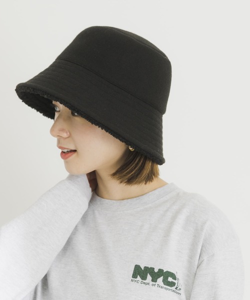 URBAN RESEARCH（アーバンリサーチ）の「リバーシブルボアハット（ハット・レディース・ベージュ/ブラック・FREE）」の4枚目の写真