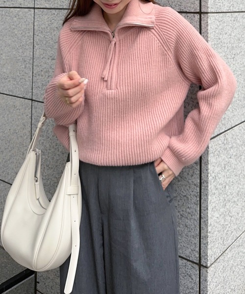 Isn't She?(イズントシー)の「ハーフジップリブニットトップス(ニット/セーター・レディース・ベージュ/ピンク/アイボリー・FREE)」の11枚目の写真