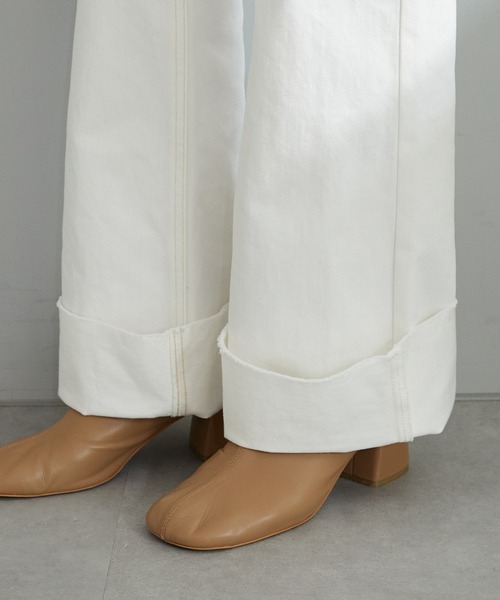 美品 SHENERY ロールアップワイドデニムパンツ 14oz ゆったり 白 美品 SHENERY ロールアップワイドデニムパンツ 14oz ゆったり 白