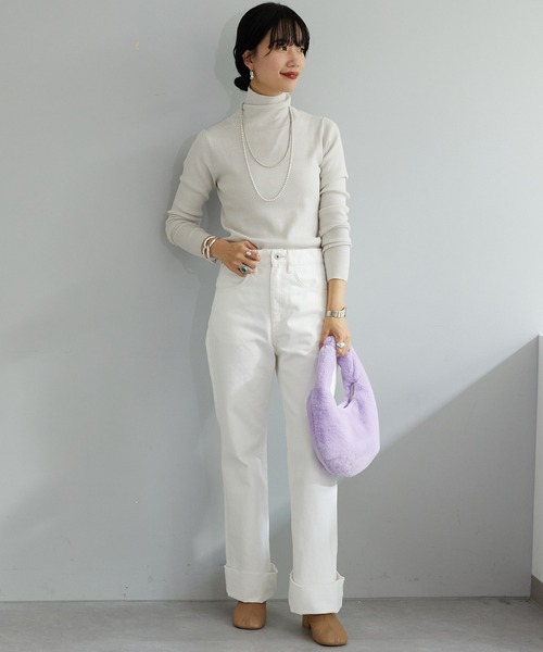 SHENERY（シーナリー）の「ロールアップワイドデニムパンツ（デニムパンツ・レディース・ホワイト・38/36）」の15枚目の写真