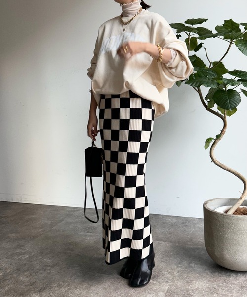 DouDou（ドゥドゥ）の「【WEB限定】ブロックチェックニットタイトスカート（スカート・レディース・オフホワイト/ベージュ・FREE）」の20枚目の写真