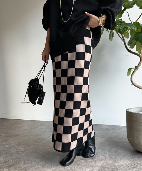 DouDou（ドゥドゥ）の「【WEB限定】ブロックチェックニットタイトスカート（スカート・レディース・オフホワイト/ベージュ・FREE）」の19枚目の写真