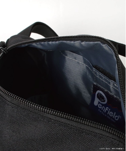 PEN FIELD(ペンフィールド)の「ペンフィールド × ゆるキャン△ ミニボストン ショルダーバッグ グッズ コラボアイテム(ショルダーバッグ・メンズ・ネイビー/ブラック・FREE)」の5枚目の写真