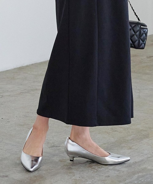 KOBE LETTUCE（コウベレタス）の「走れるパンプス ポインテッドトゥ3cmヒール（パンプス・レディース・シルバー系/グレー/ブラック系1/ブラック/ベージュ/グレイッシュベージュ/ベージュ系1/レオパード/ブラック系・3L/LL/M/L/S/XS）」の8枚目の写真