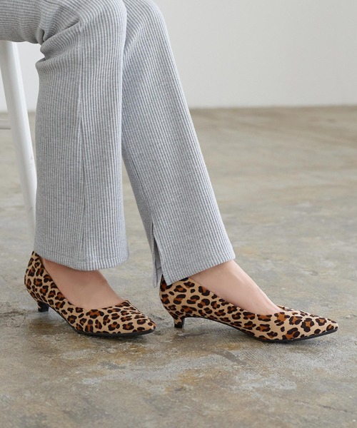 KOBE LETTUCE（コウベレタス）の「走れるパンプス ポインテッドトゥ3cmヒール（パンプス・レディース・シルバー系/グレー/ブラック系1/ブラック/ベージュ/グレイッシュベージュ/ベージュ系1/レオパード/ブラック系・3L/LL/M/L/S/XS）」の9枚目の写真