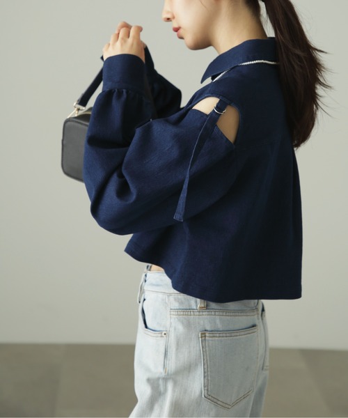 FREE'S MART(フリーズマート)の「◆肩スリットボリュームスリーブショート丈シャツ(シャツ/ブラウス・レディース・ネイビー/ブルー/ホワイト・FREE)」の6枚目の写真