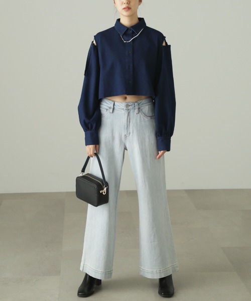 FREE'S MART(フリーズマート)の「◆肩スリットボリュームスリーブショート丈シャツ(シャツ/ブラウス・レディース・ネイビー/ブルー/ホワイト・FREE)」の8枚目の写真