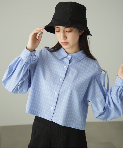 FREE'S MART(フリーズマート)の「◆肩スリットボリュームスリーブショート丈シャツ(シャツ/ブラウス・レディース・ネイビー/ブルー/ホワイト・FREE)」の18枚目の写真