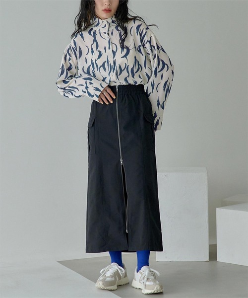 miette（ミエット）の「プリントハイネックシャツ（シャツ/ブラウス・レディース・オフホワイト/ブラック/グリーン系その他/ピンク・FREE）」の5枚目の写真