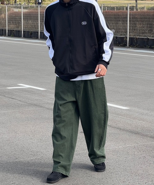 kutir（クティール）の「パイピング配色トラックジャケット（ブルゾン・メンズ・グリーン/ブラック/オフホワイト・LARGE/MEDIUM）」の10枚目の写真