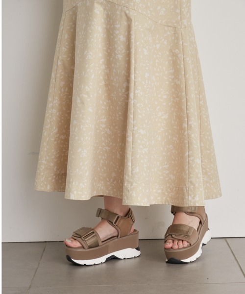 ⭐︎ミミさん専用⭐︎emmi 袖ボリュームリラックスワンピース emmi（エミ）の「【emmi atelier】袖ボリュームリラックス